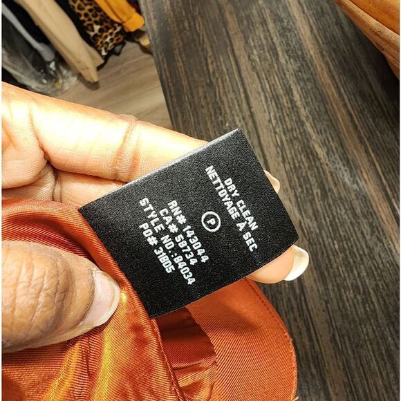 7 For All Mankind - Picture 10 of 11